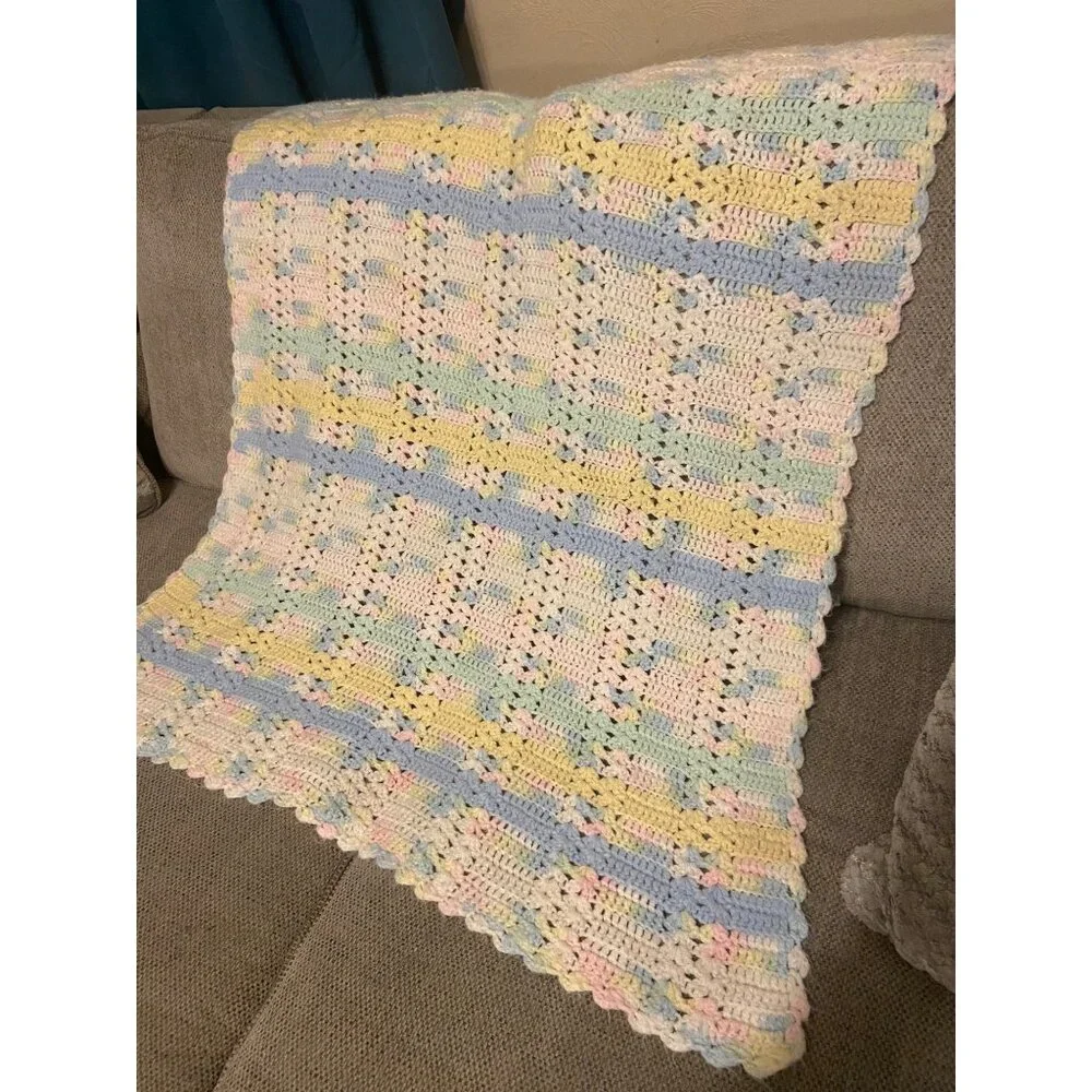 Baby Throw Blanket‎ White/Yellow/Green/Blue/Pink Knit Crotchet 32 x 38